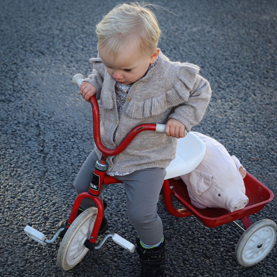 Right Start Lotta on Bråkmarakgatan Nalle Nalle pehmolelu