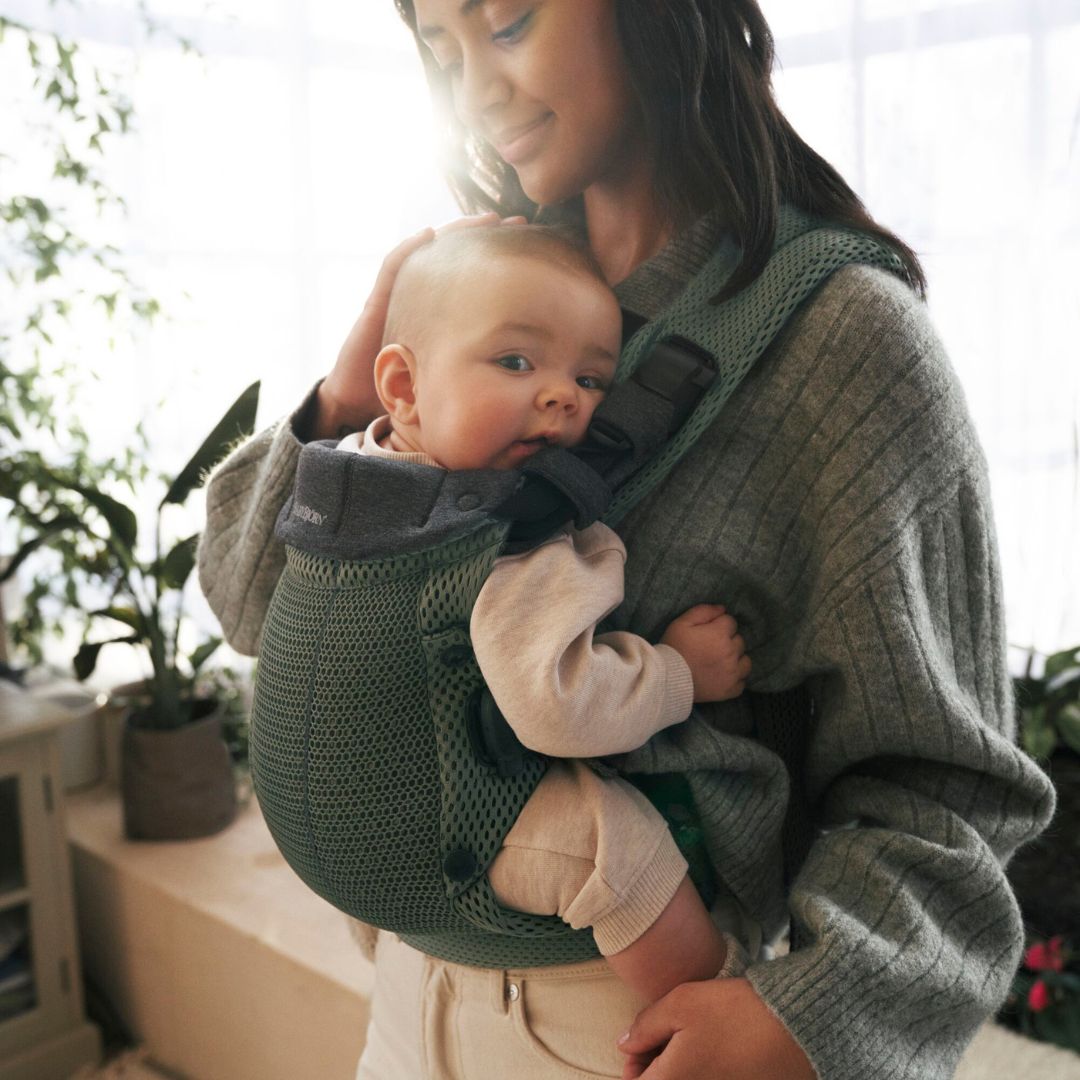 BabyBjörn kantokoppa Harmony 3D Mesh tummanvihreä