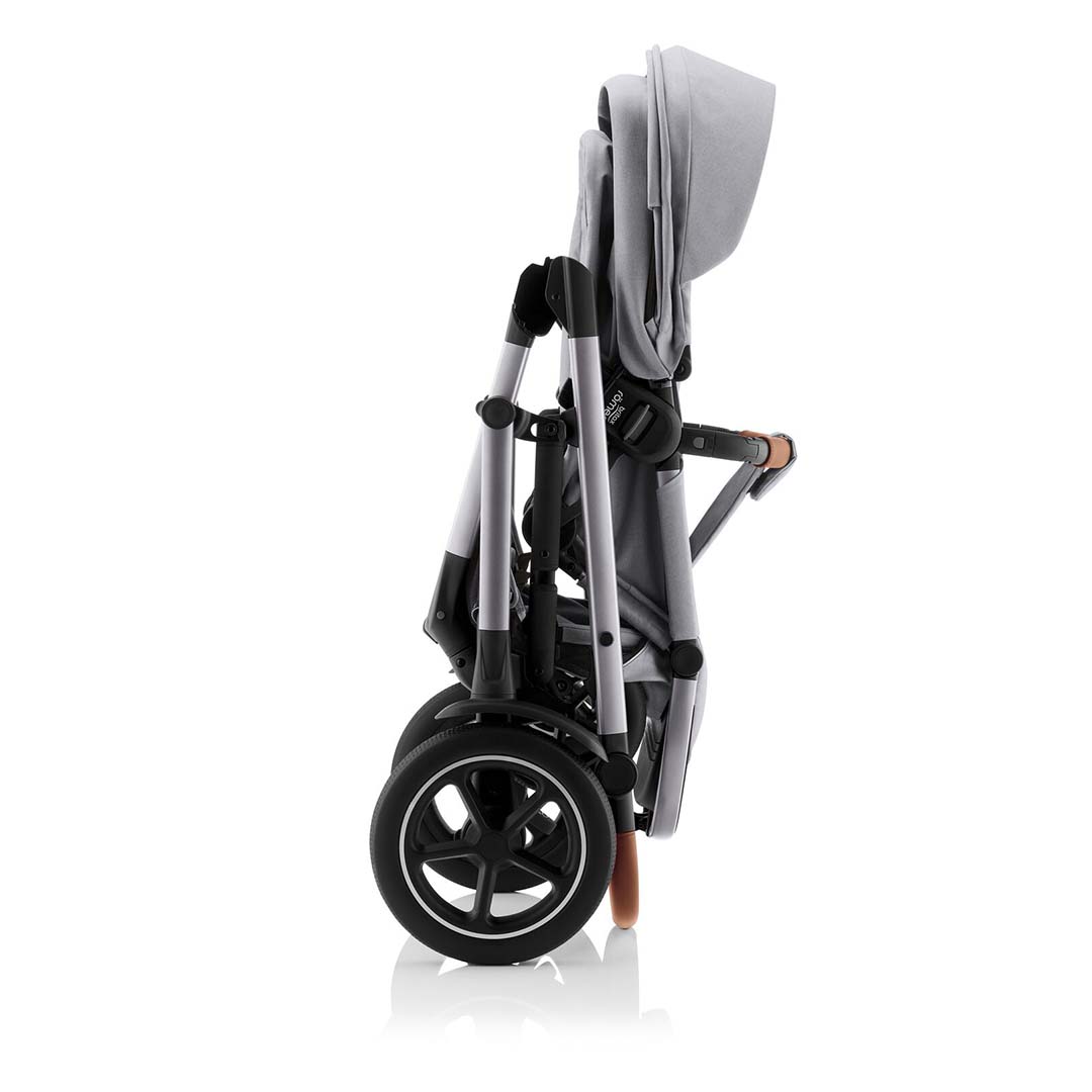 Britax Smile 5Z + Core lastenvaunupaketti