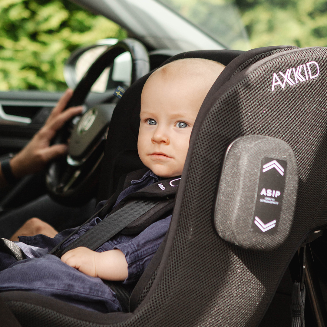 Axkid Movekid turvaistuin Granite