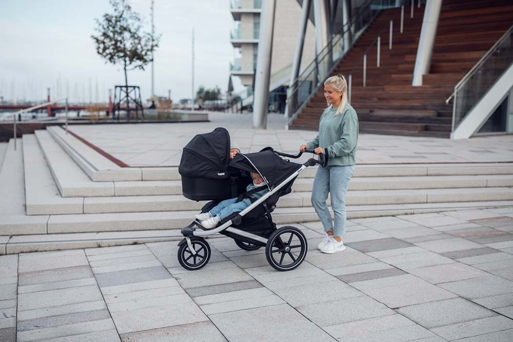 Thule Urban Glide2 Kaksinkertaiset lenkkeilyrattaat Jet Black